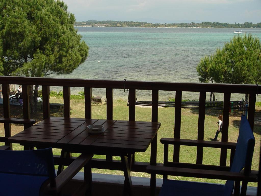Studios Efi Beach Vourvourou Quarto foto